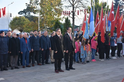 İlçemizde 10 Kasım Atatürk'ü Anma Programı Düzenlendi